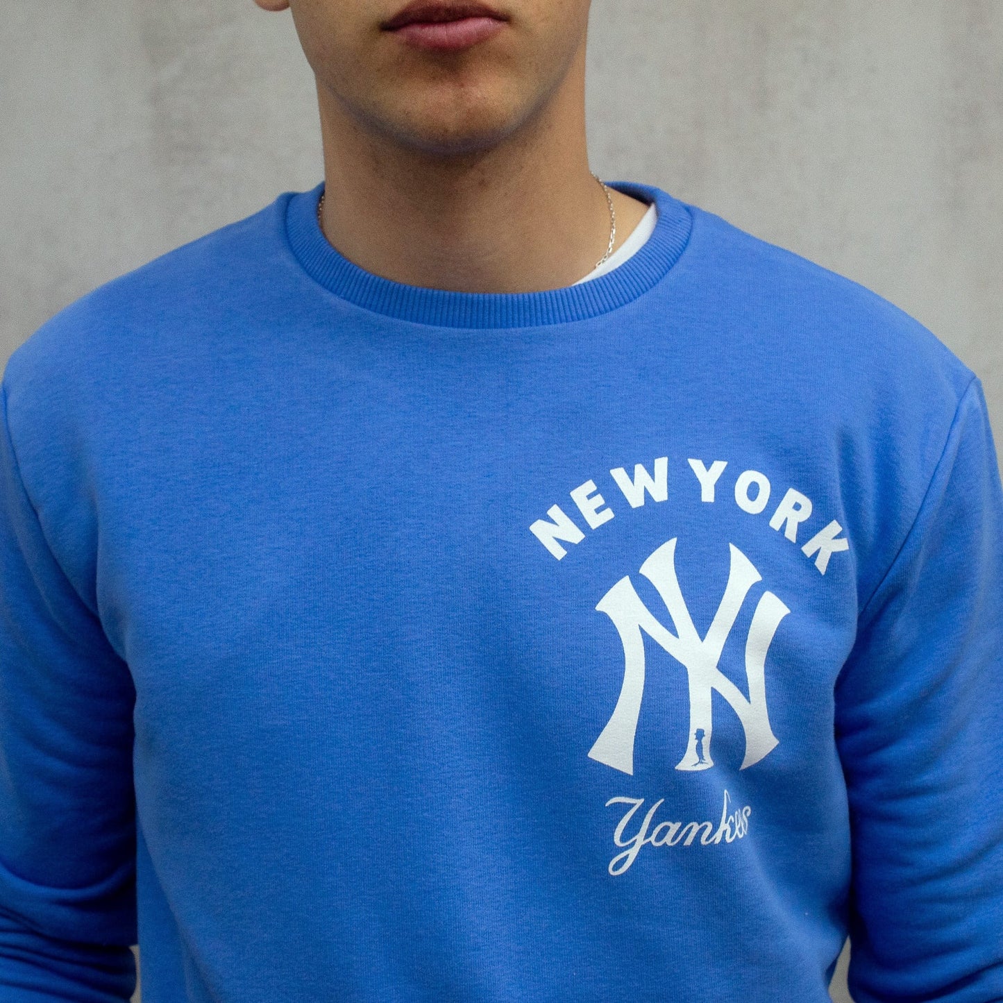 BUZO DEPORTIVO NEW YORK DOBLE ESTAMPA AZUL