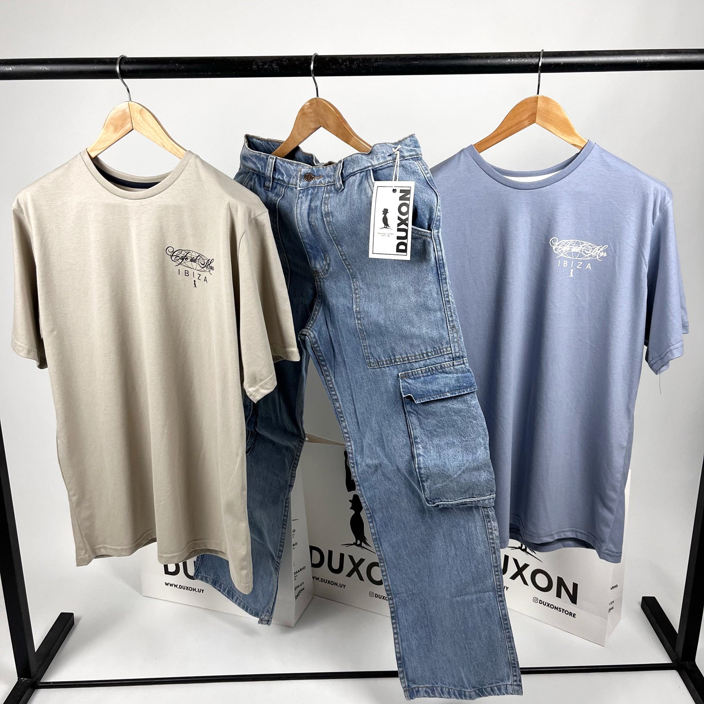 Remera doble estampa “Ibiza” color beige