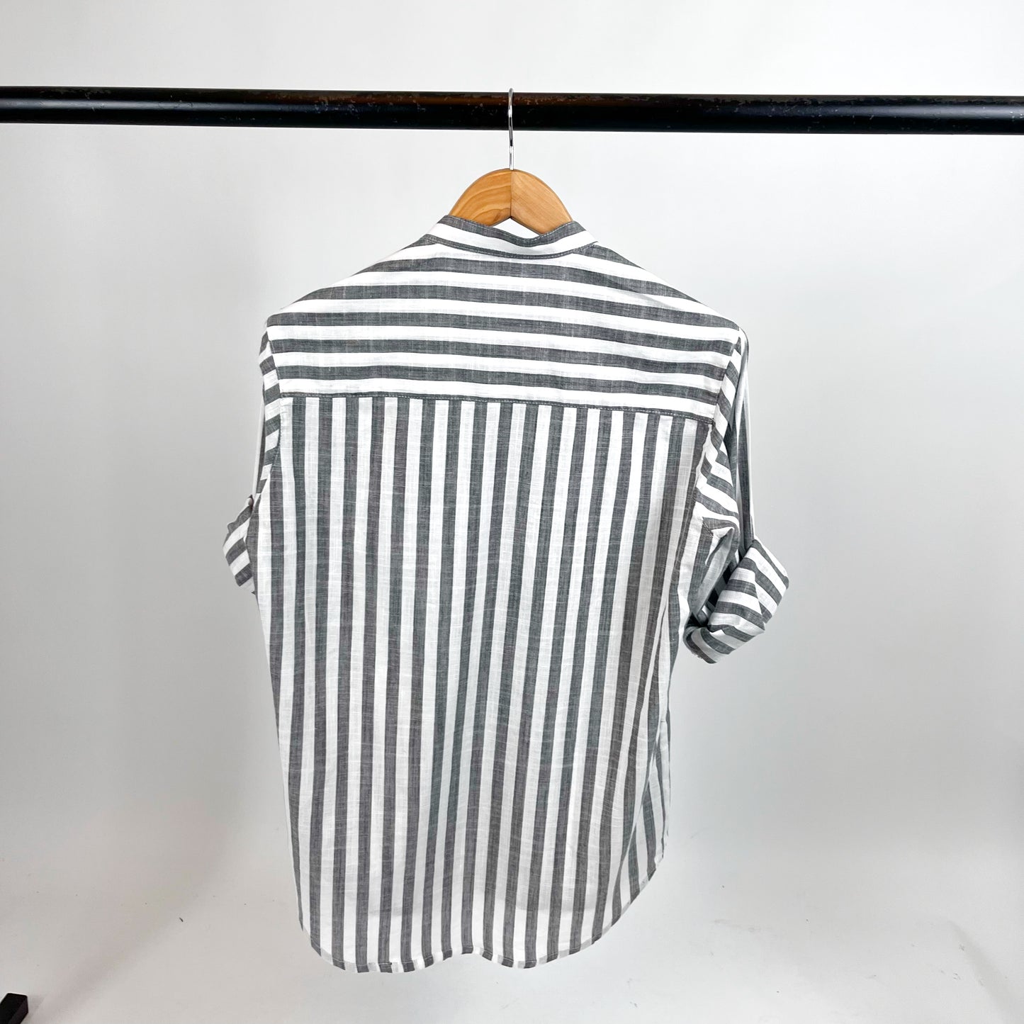 CAMISA MAO RAYAS Negro