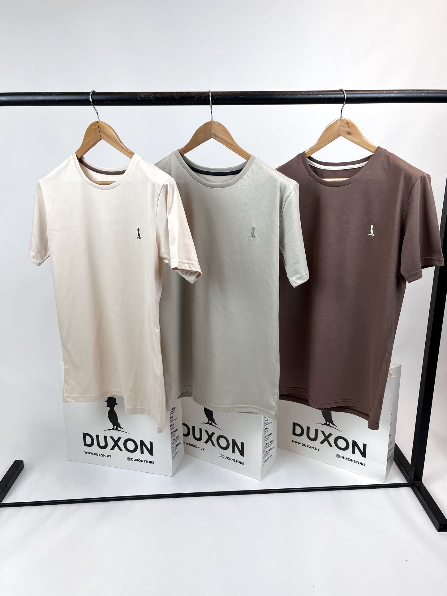 Remera Básica Duxon Color champagne