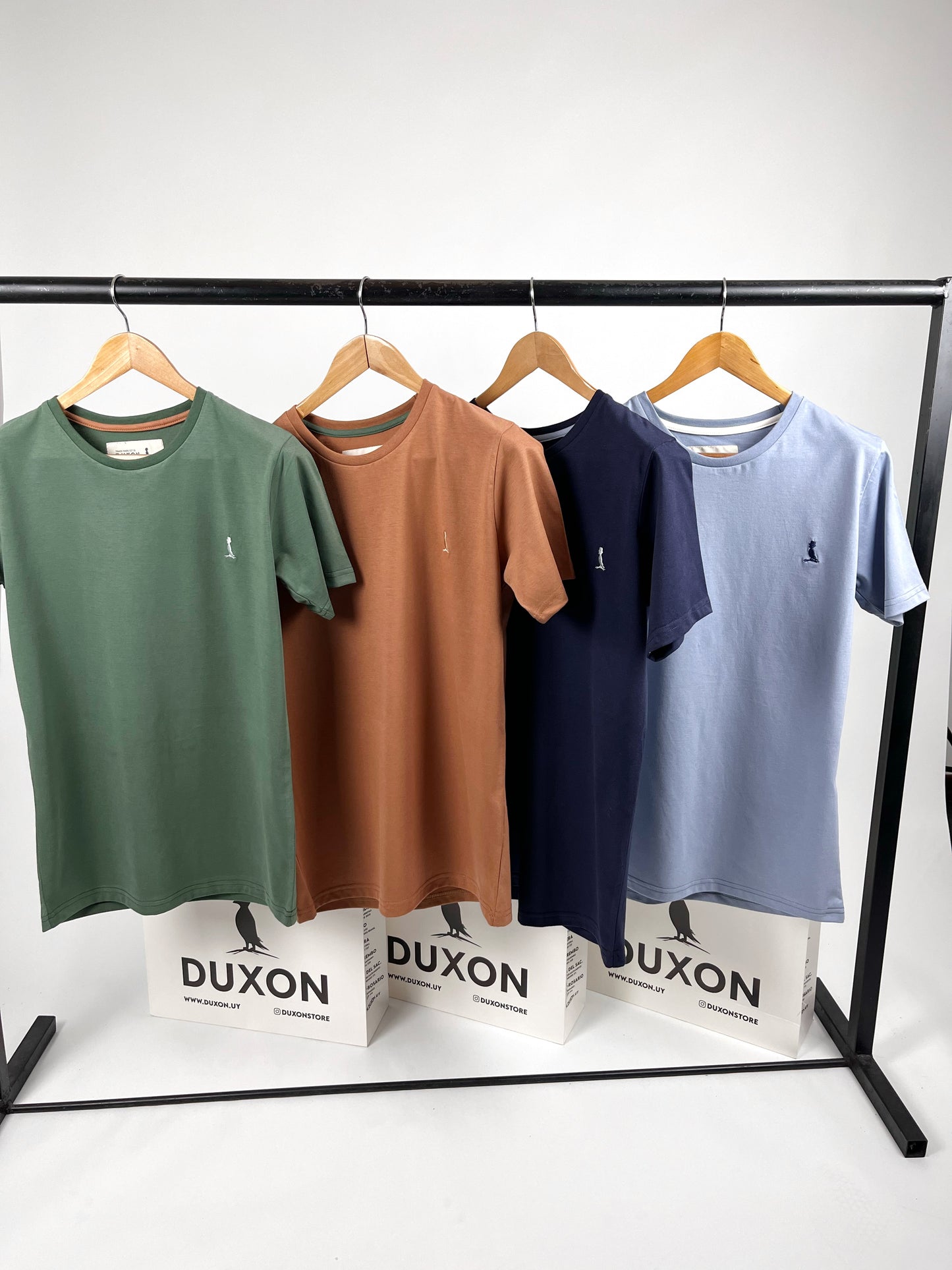 Remera Básica Duxon color verde