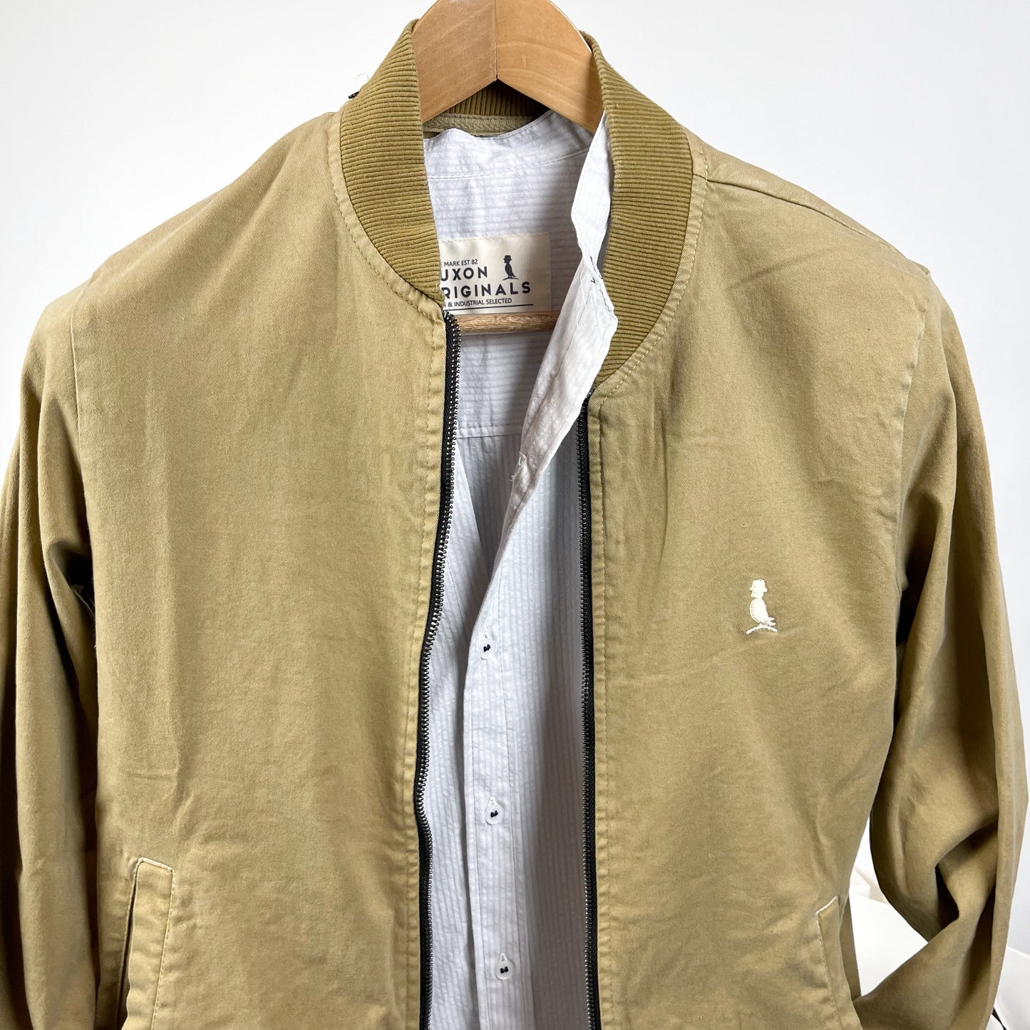 Bomber de gabardina en mostaza
