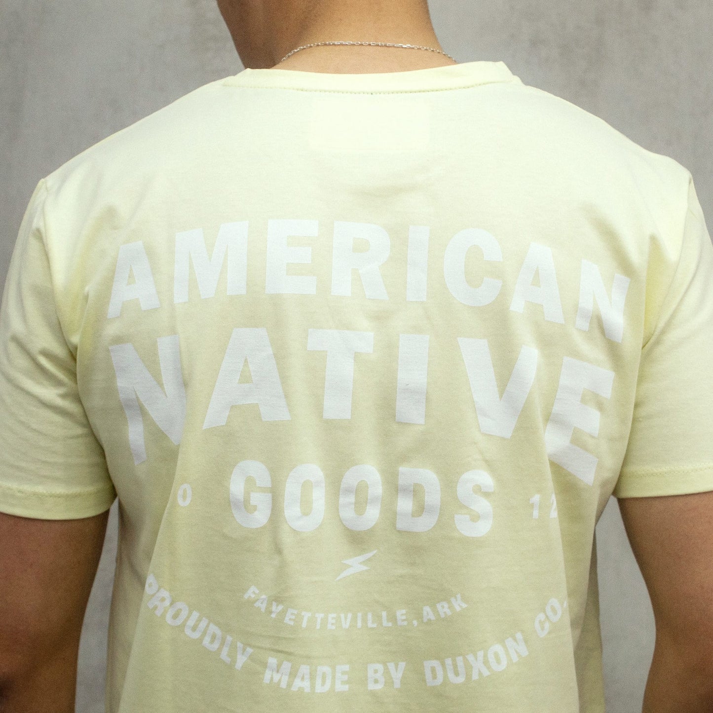 REMERA AMERICAN NATIVE DOBLE ESTAMPA