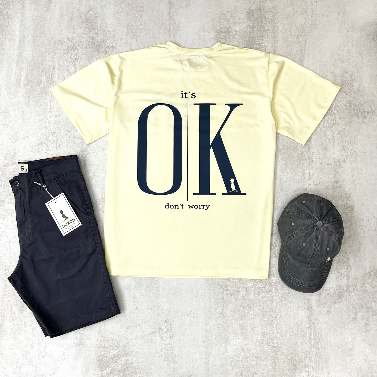 REMERA DOBLE ESTAMPA "IT'S OK" COLOR AMARILLO CLARO OVERSIZE