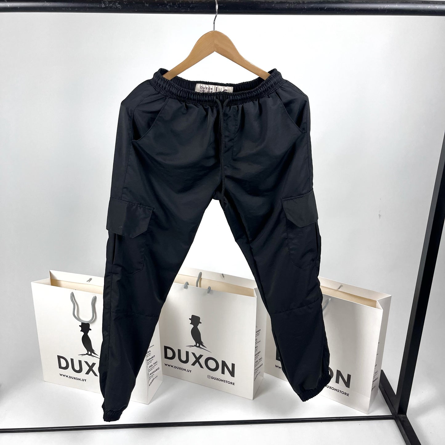 Cargo con puño de nylon