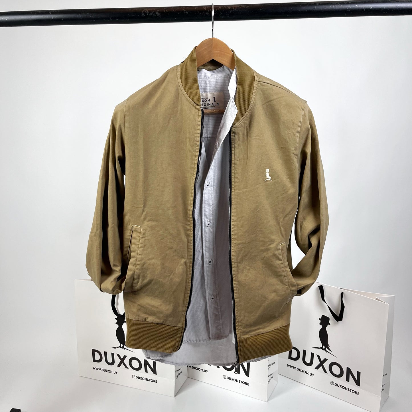 Bomber de gabardina en mostaza