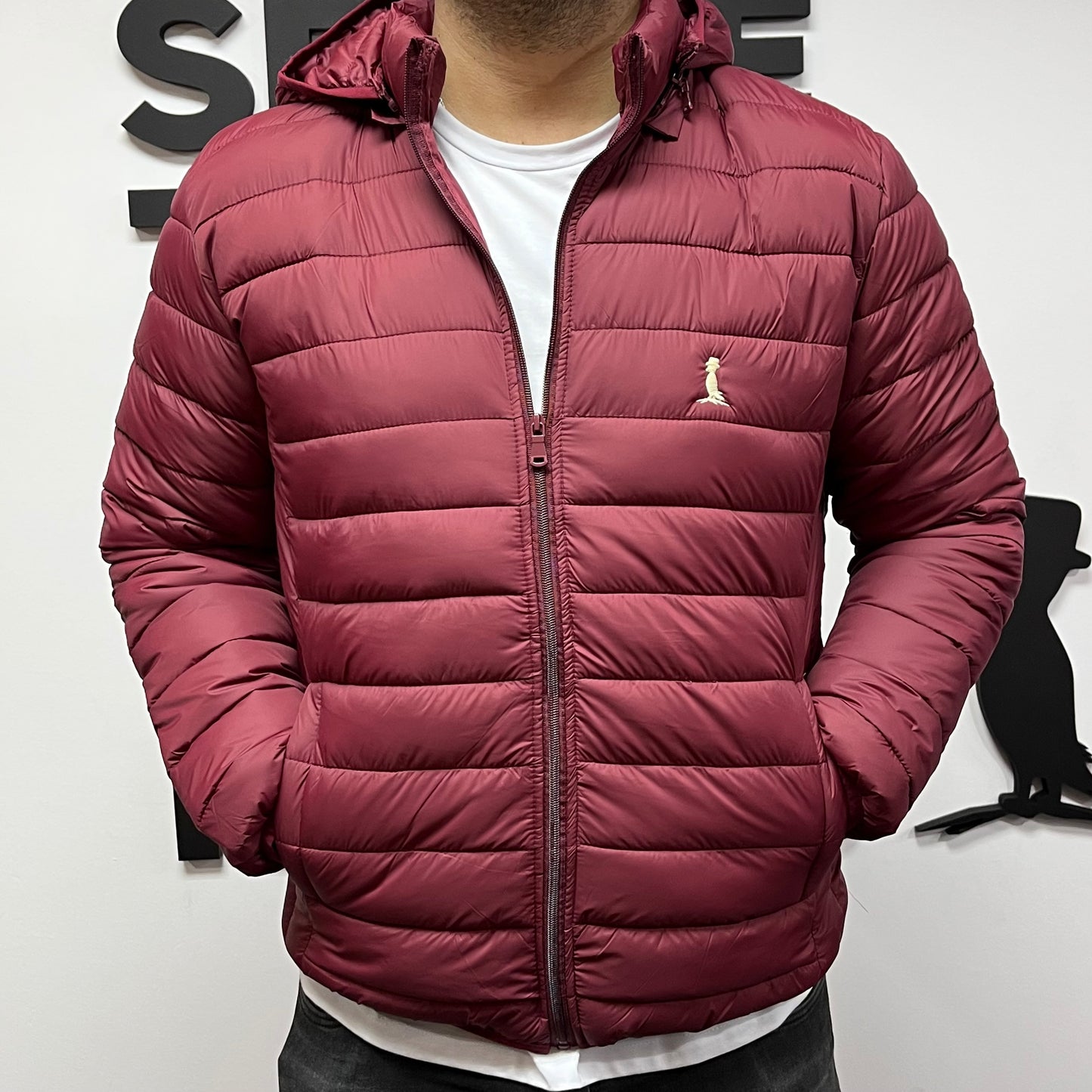 CAMPERA PUFFER COLOR BORDÓ