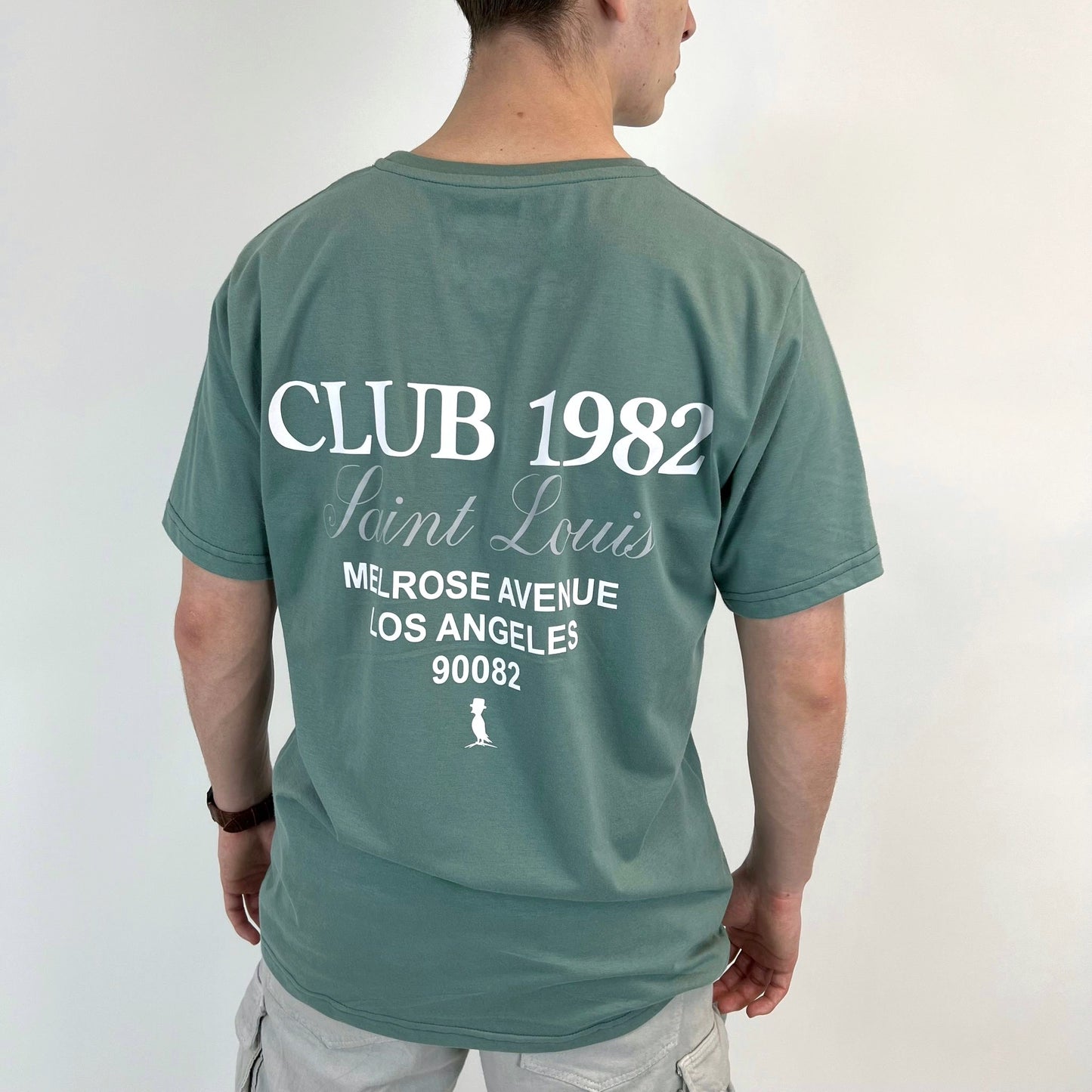 REMERA “CLUB 1982”