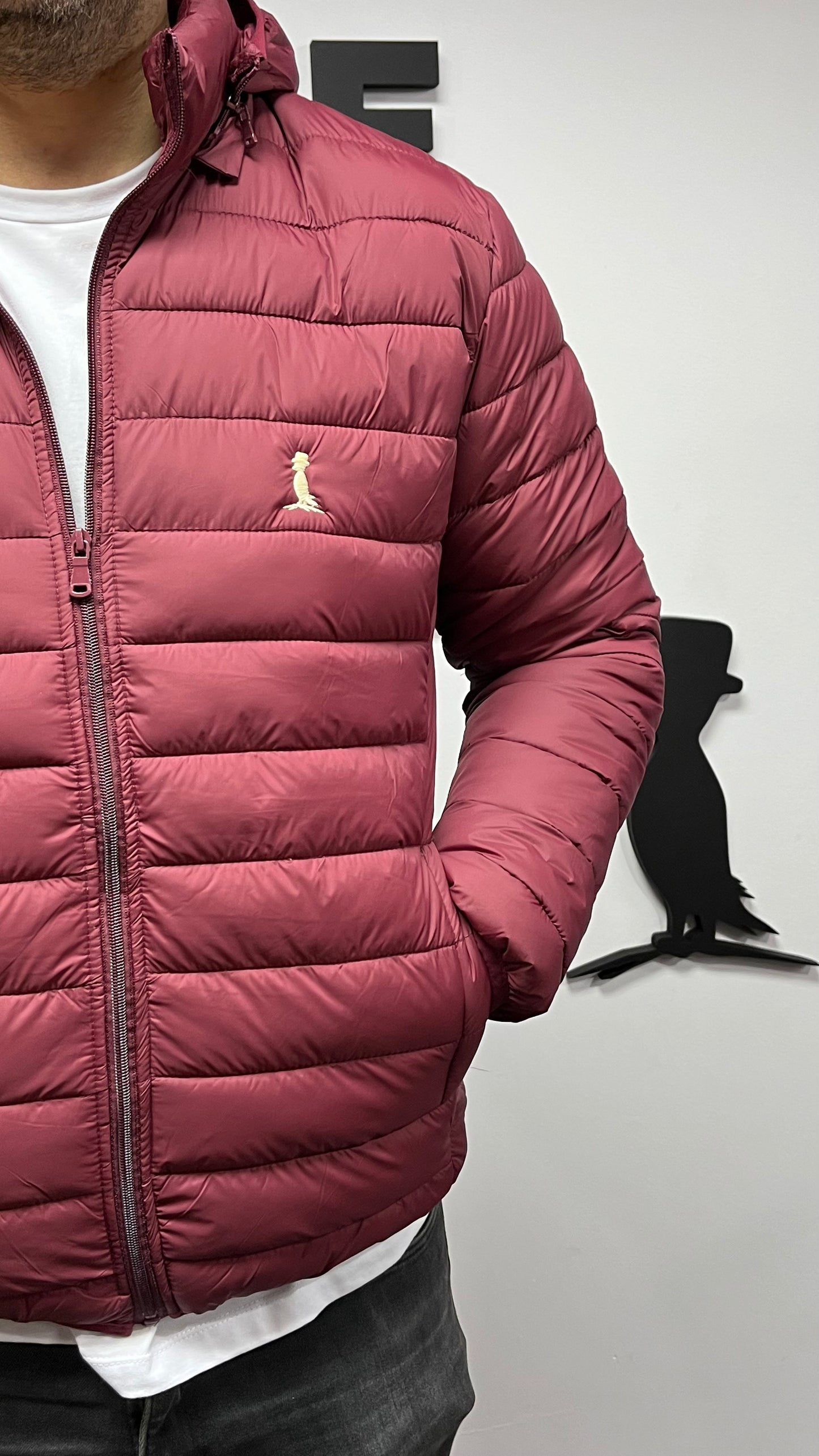 CAMPERA PUFFER COLOR BORDÓ