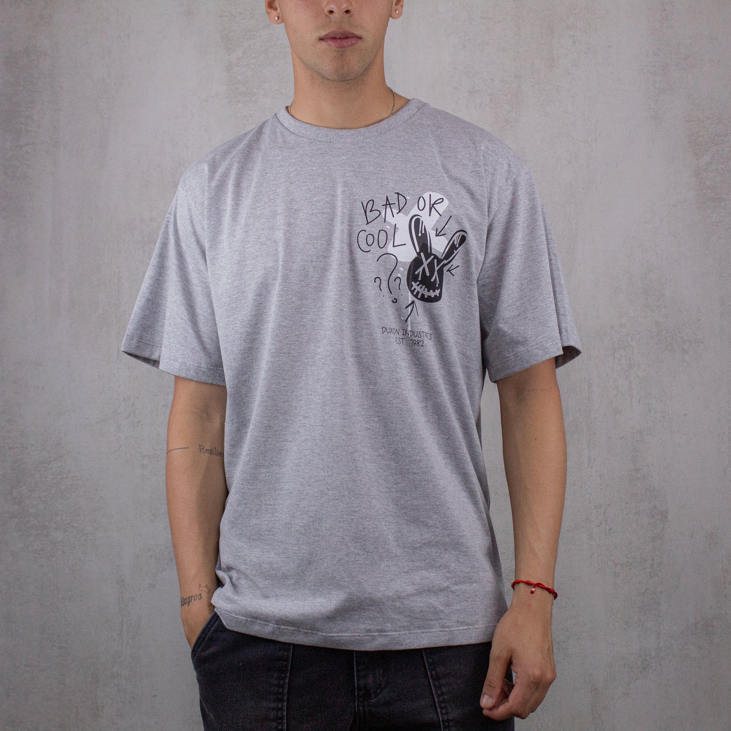REMERA OVERSIZE "BAD OR COOL" DOBLE ESTAMPA