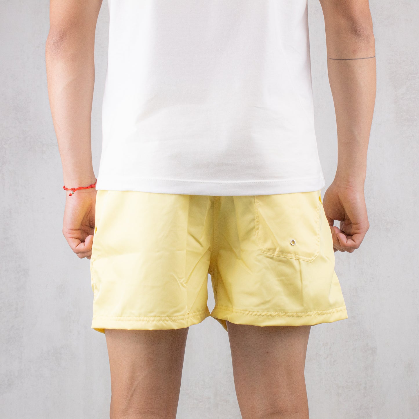 SHORT DE BAÑO AMARILLO CLARO