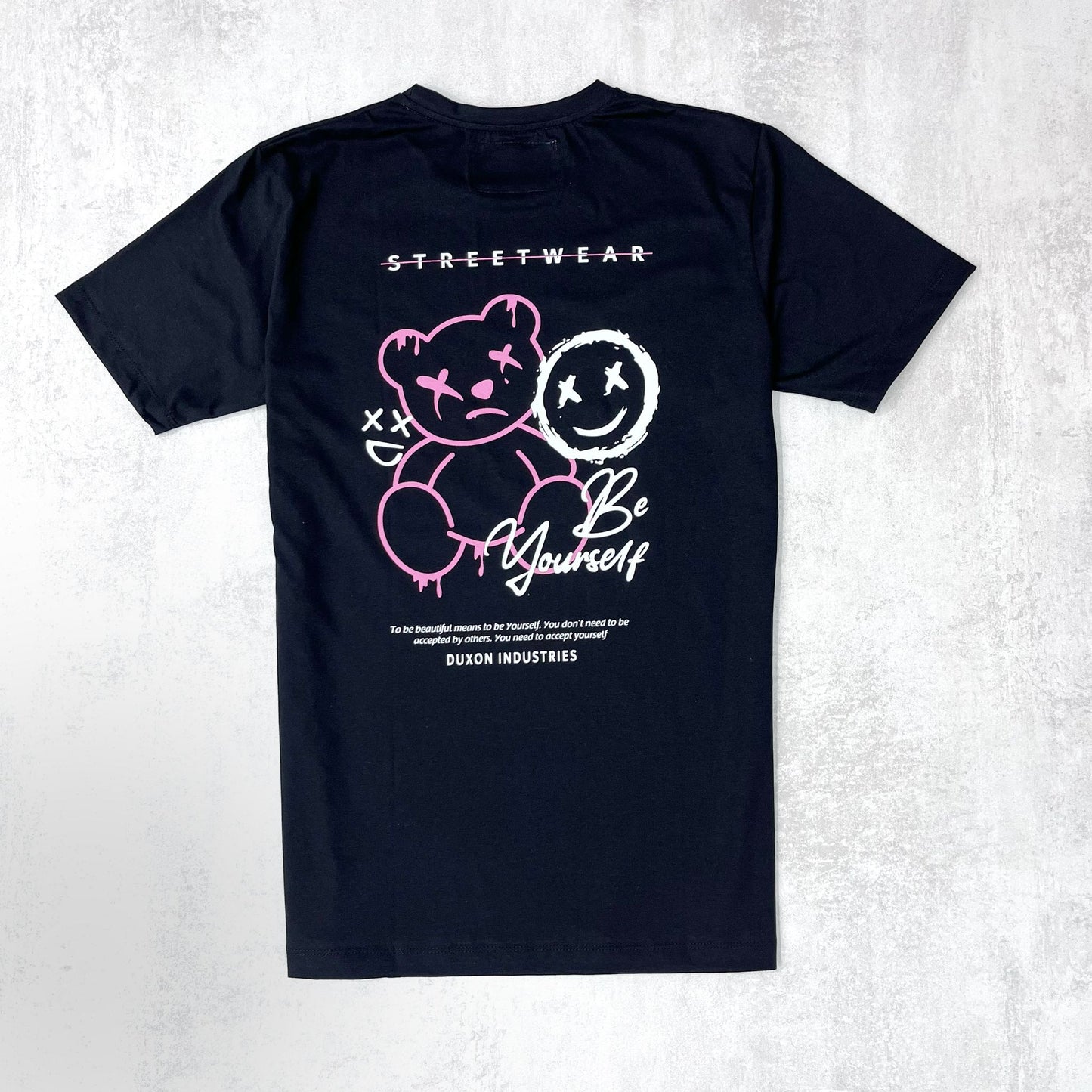 REMERA NEGRA, DOBLE ESTAMPA "OSITO"