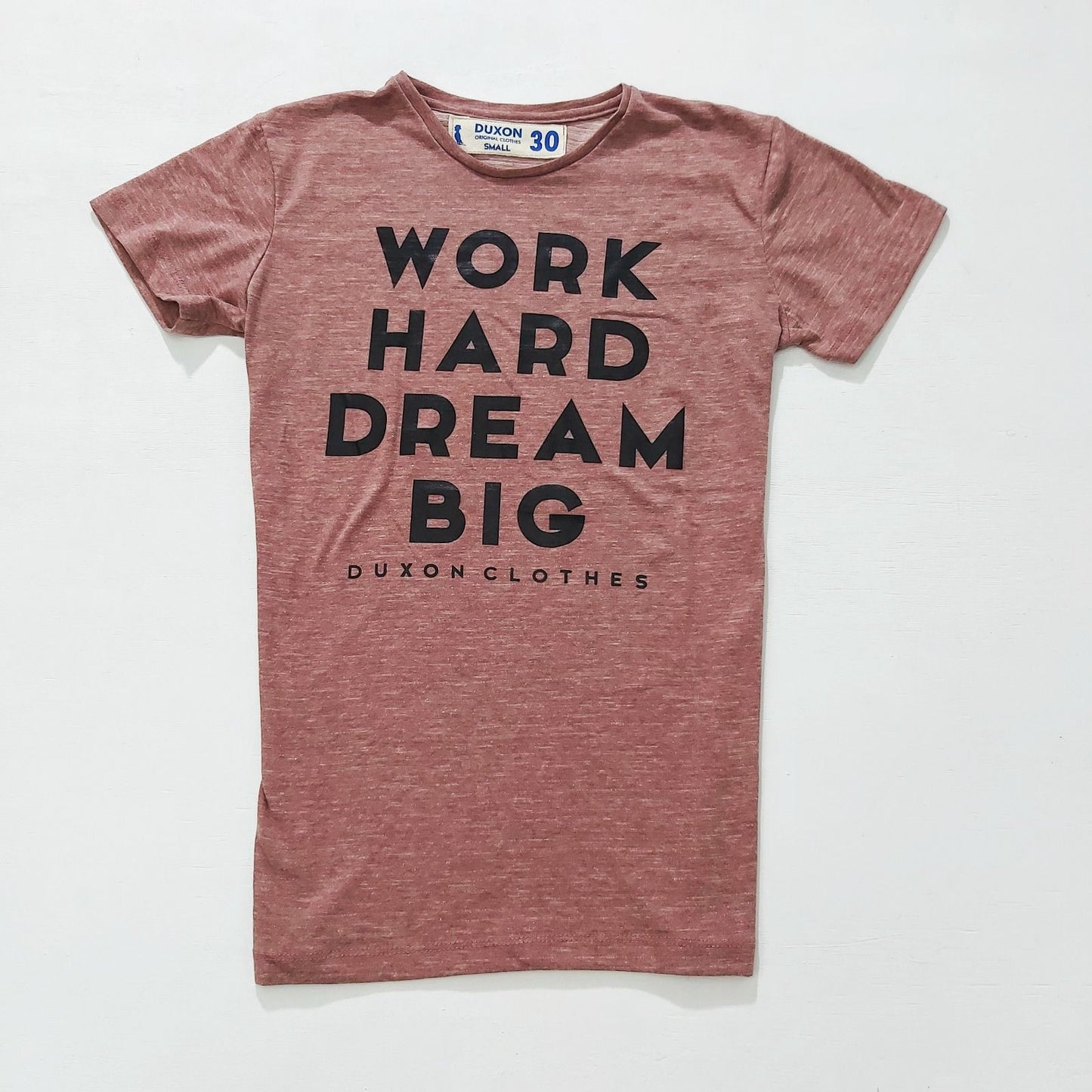 REMERA WORK HARD DREAM BIG BORDO