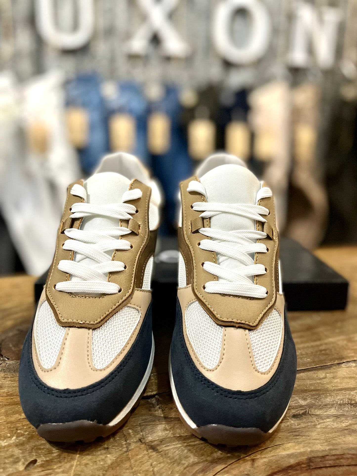 ZAPATILLA NAVY BLANCO Y NEGRO