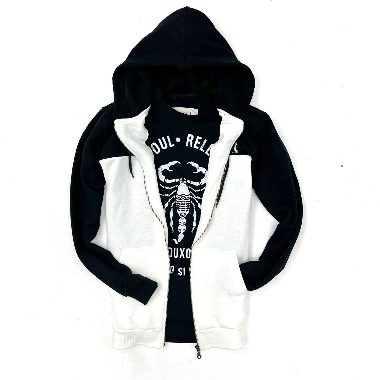 CAMPERA COMBINADA BLANCO Y NEGRO