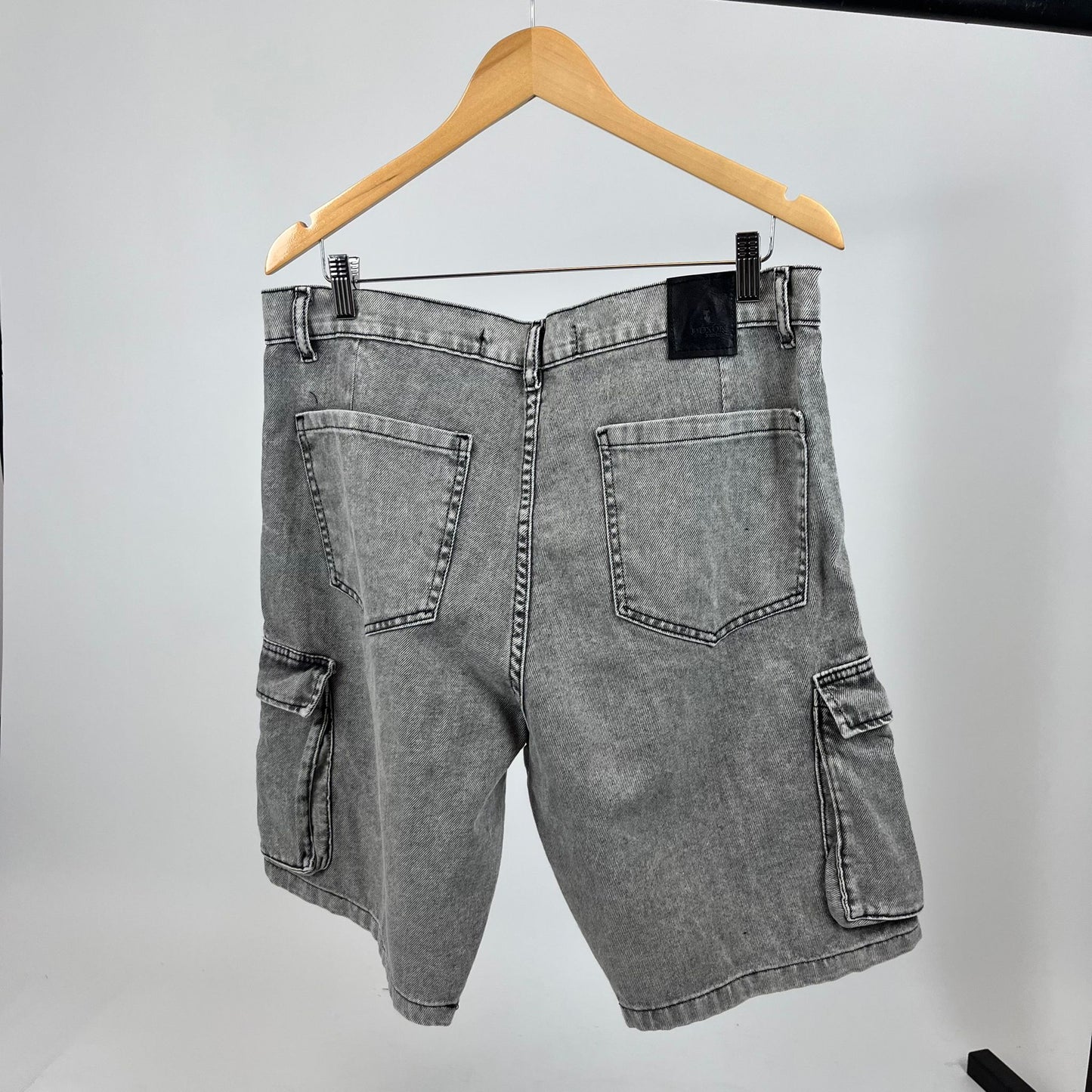 BERMUDA DE JEAN CARGO GRIS CLARO