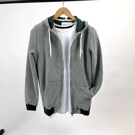 Campera Rústica a rayas verde.