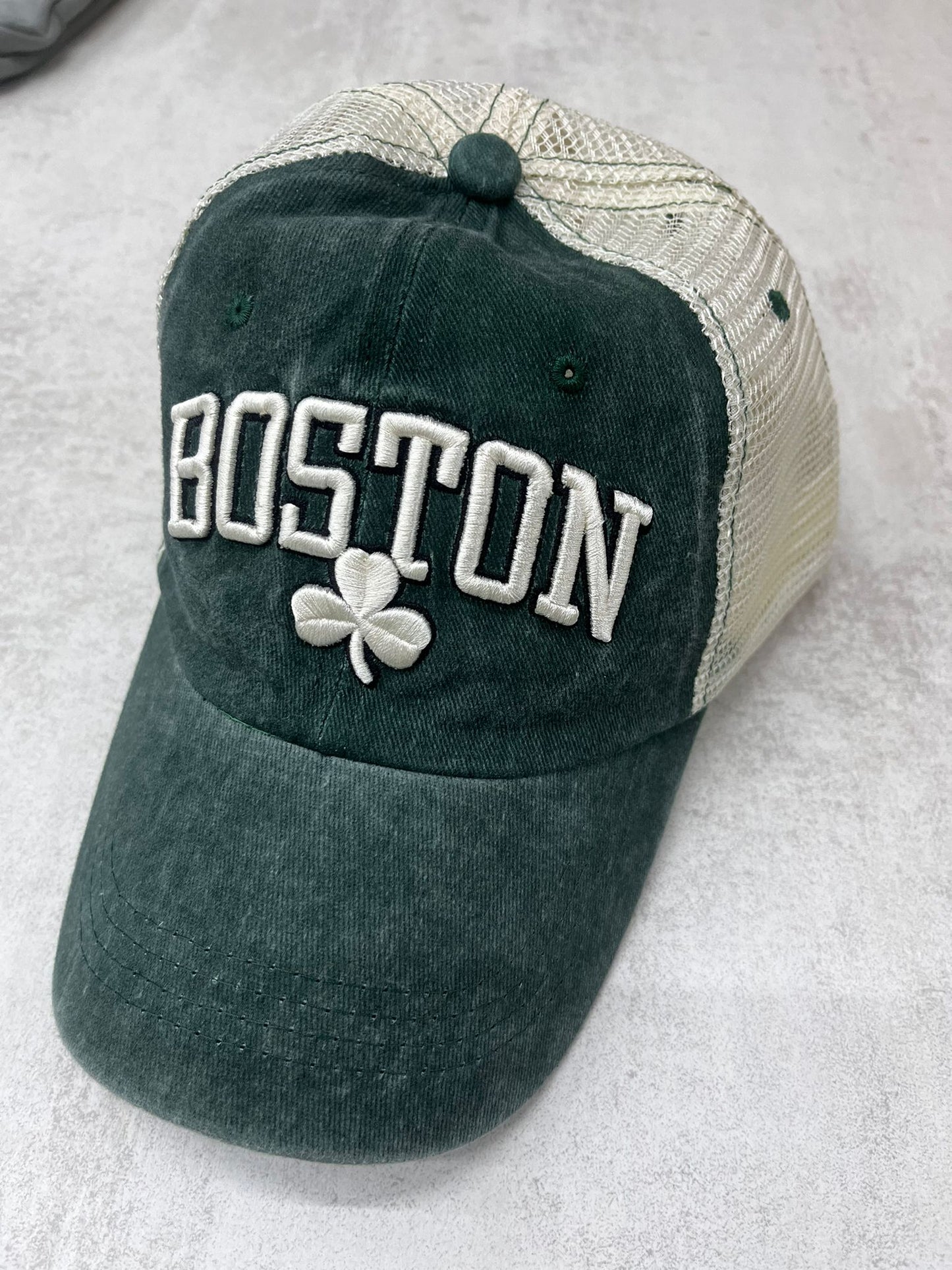 GORRO BOSTON CON REJILLA COLOR VERDE