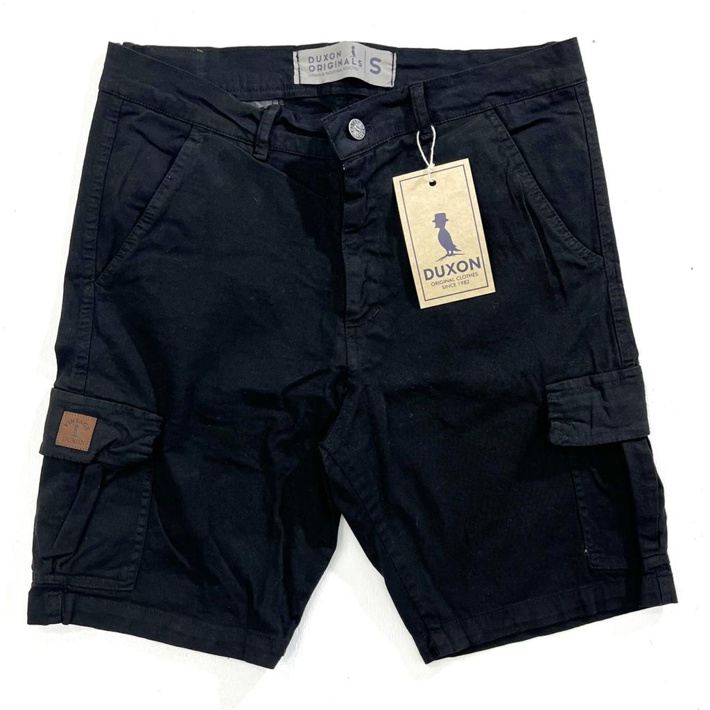 BERMUDA CARGO DE GABARDINA COLOR NEGRO