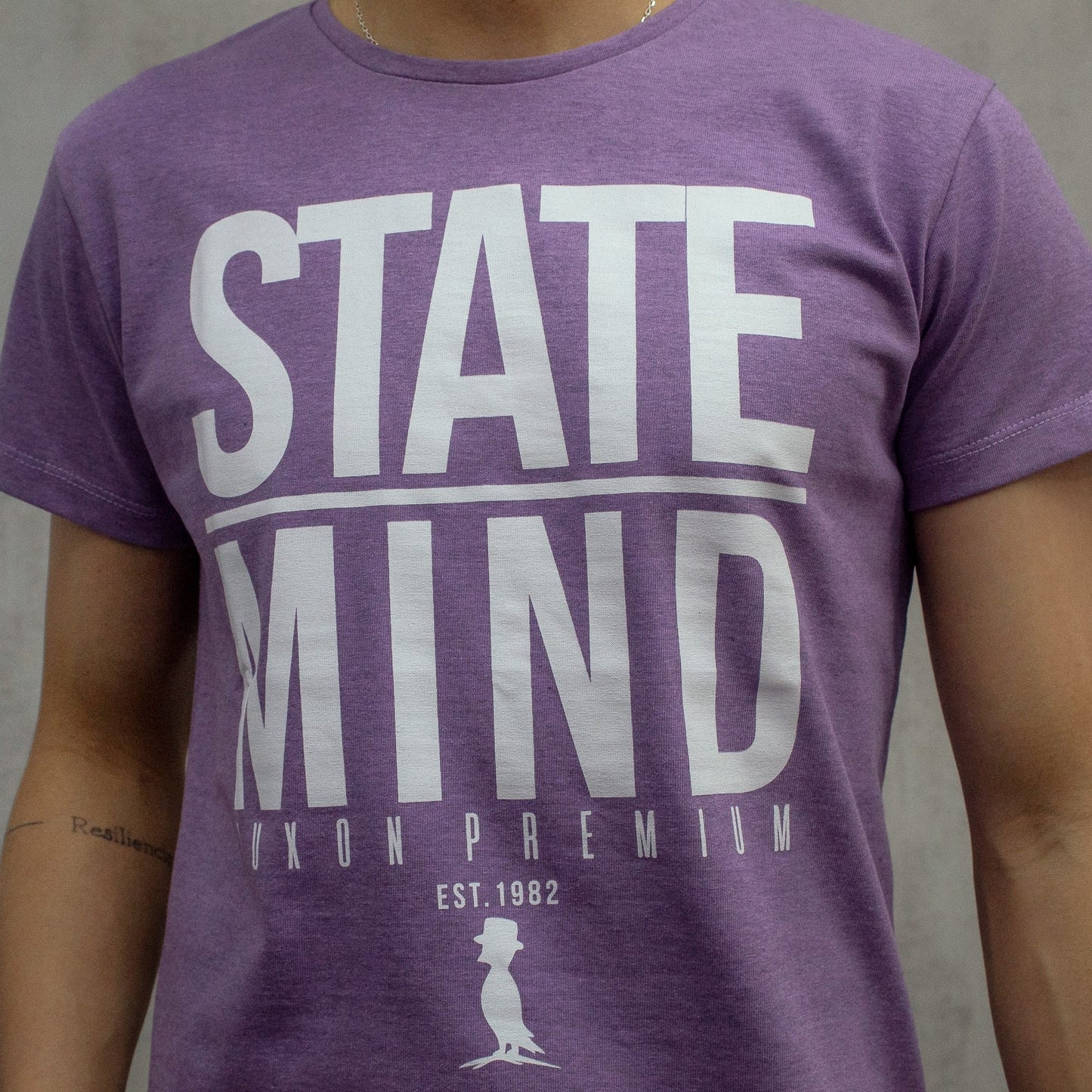 REMERA STATE MIND VIOLETA