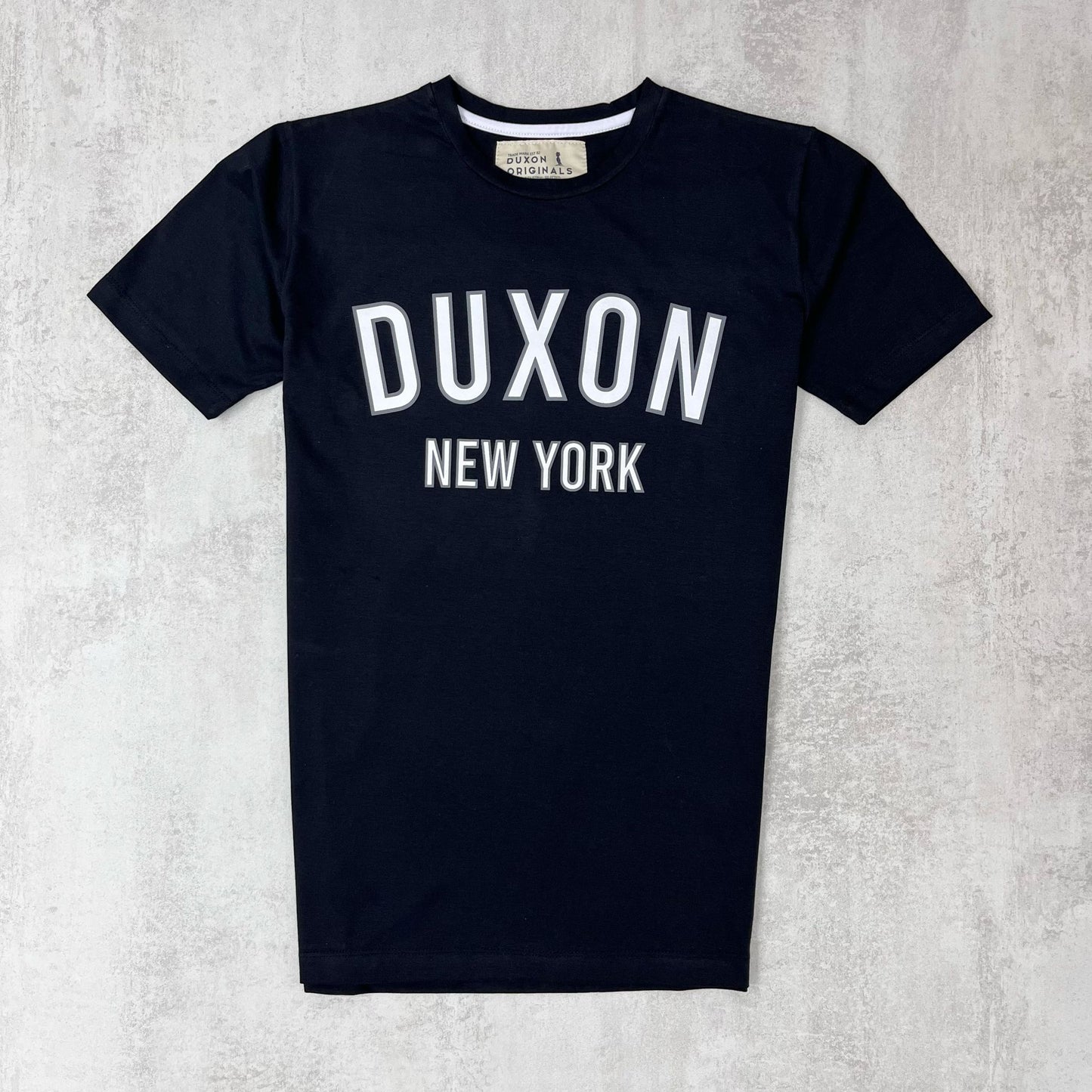 REMERA DUXON NEW YORK COLOR NEGRO