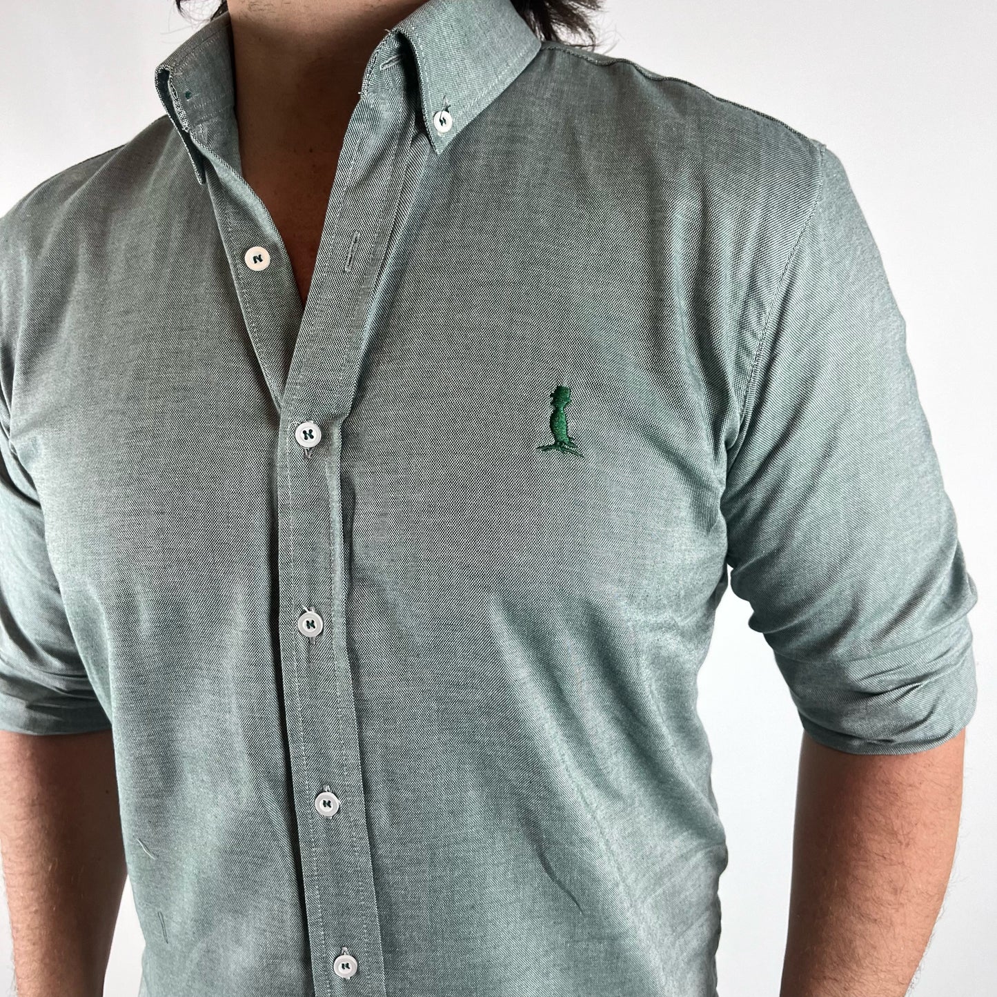 CAMISA CUELLO ITALIANO VERDE