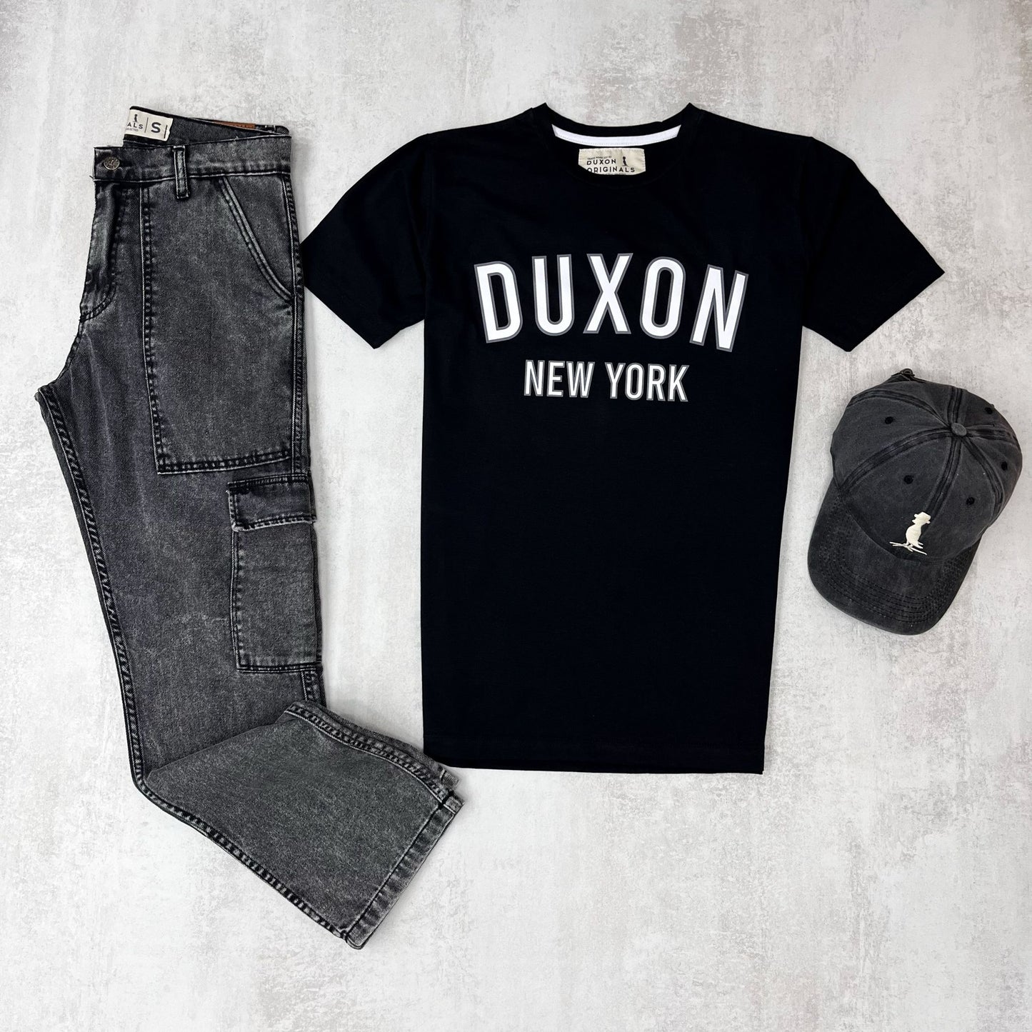 REMERA DUXON NEW YORK COLOR NEGRO