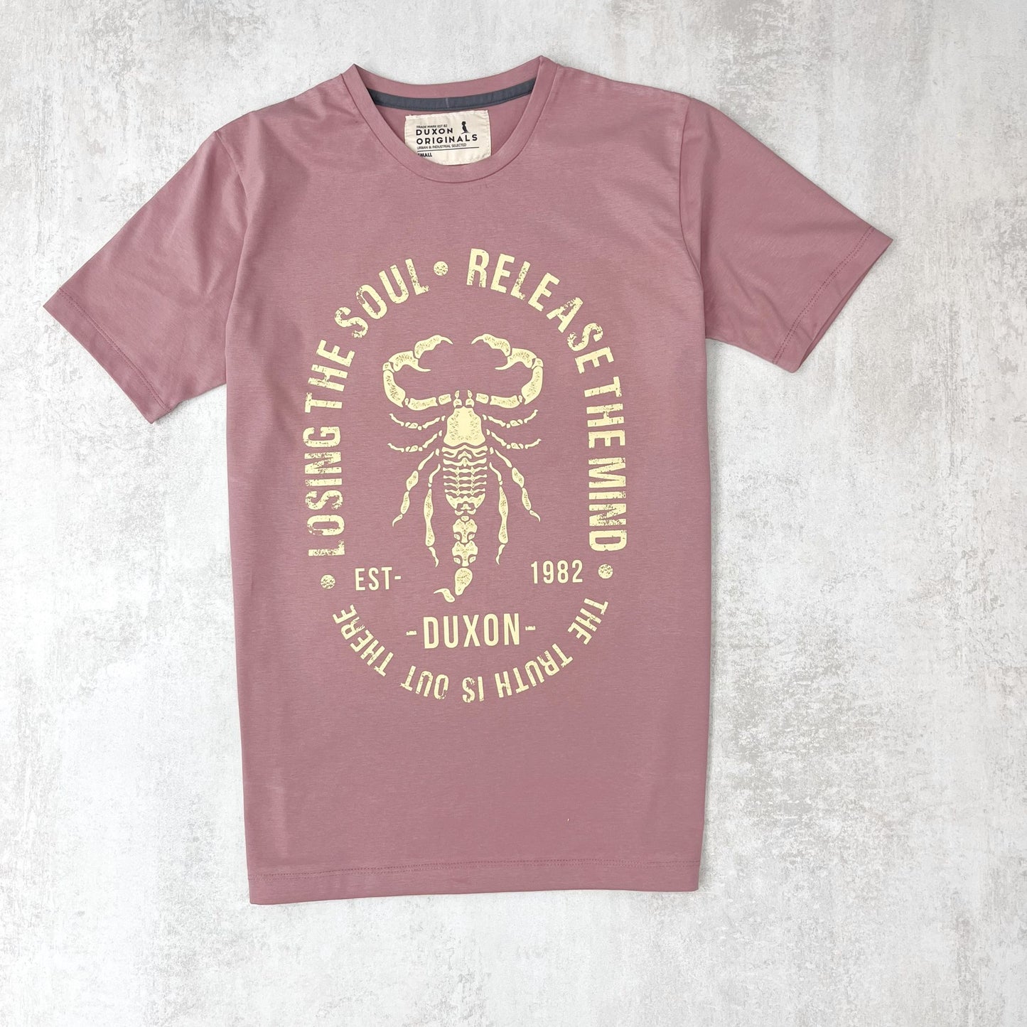 REMERA "LOSING THE SOUL, RELEASE THE MIND" COLOR ROSA VIEJO