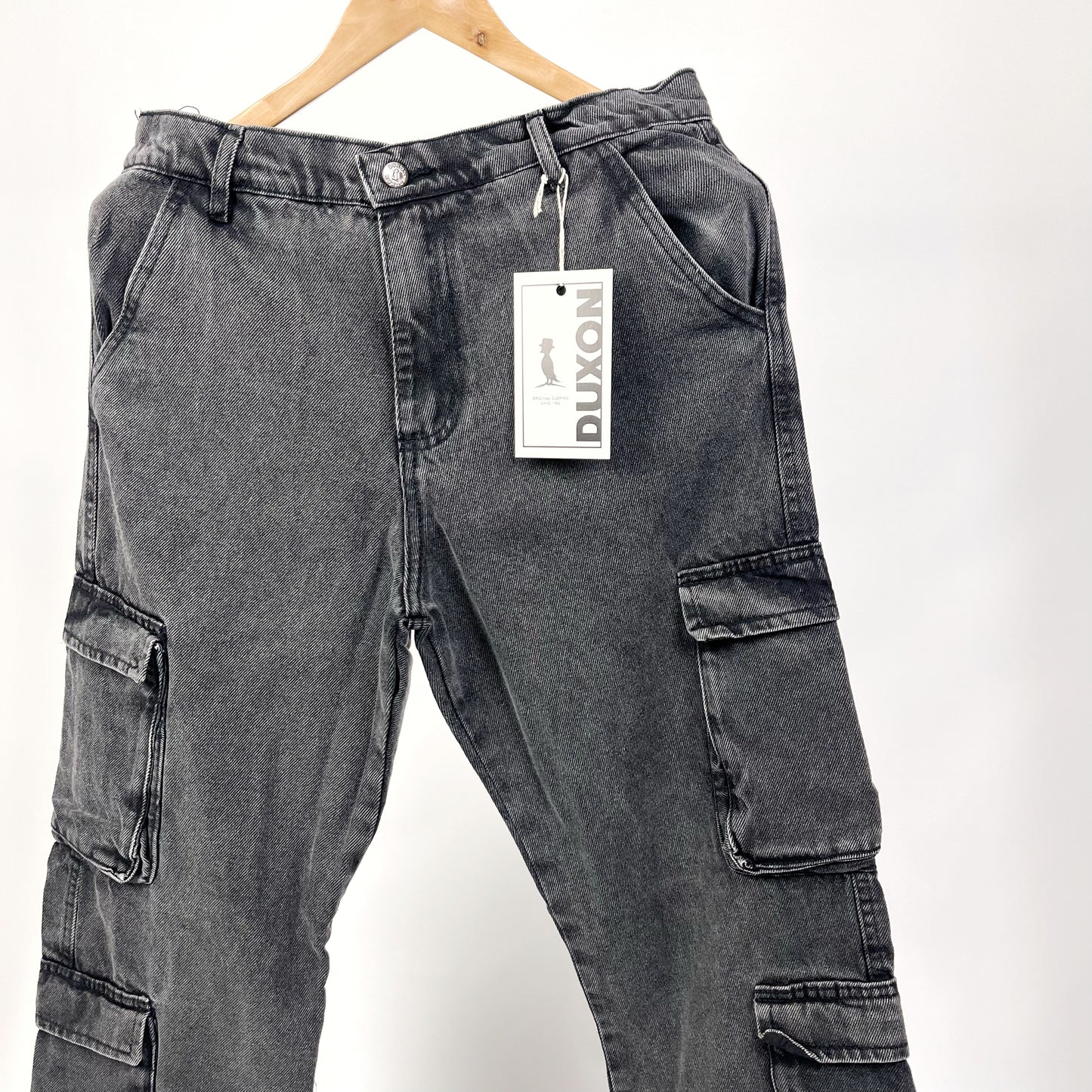 Jean cargo 4 bolsillos gris oscuro