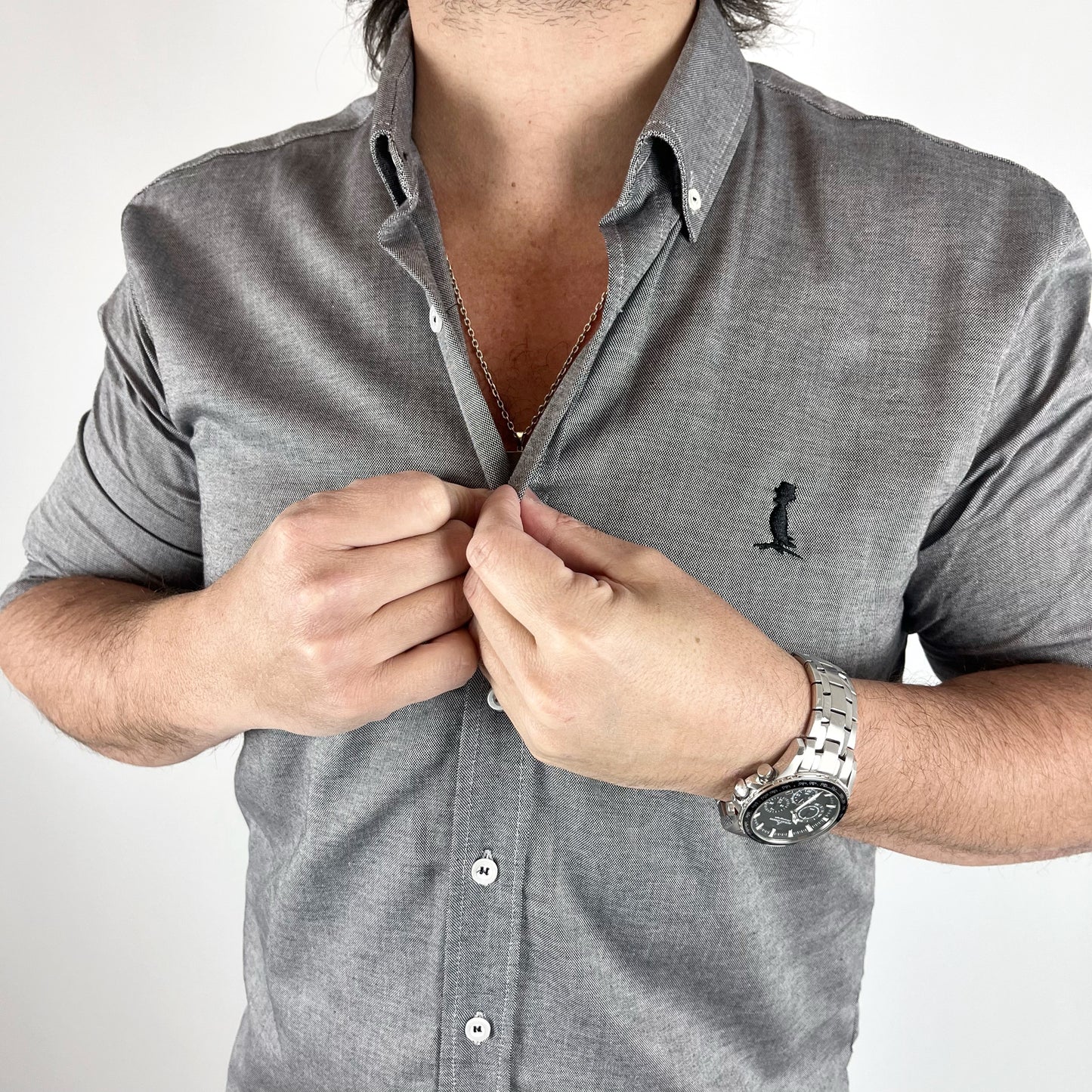 CAMISA CUELLO ITALIANO COLOR GRIS