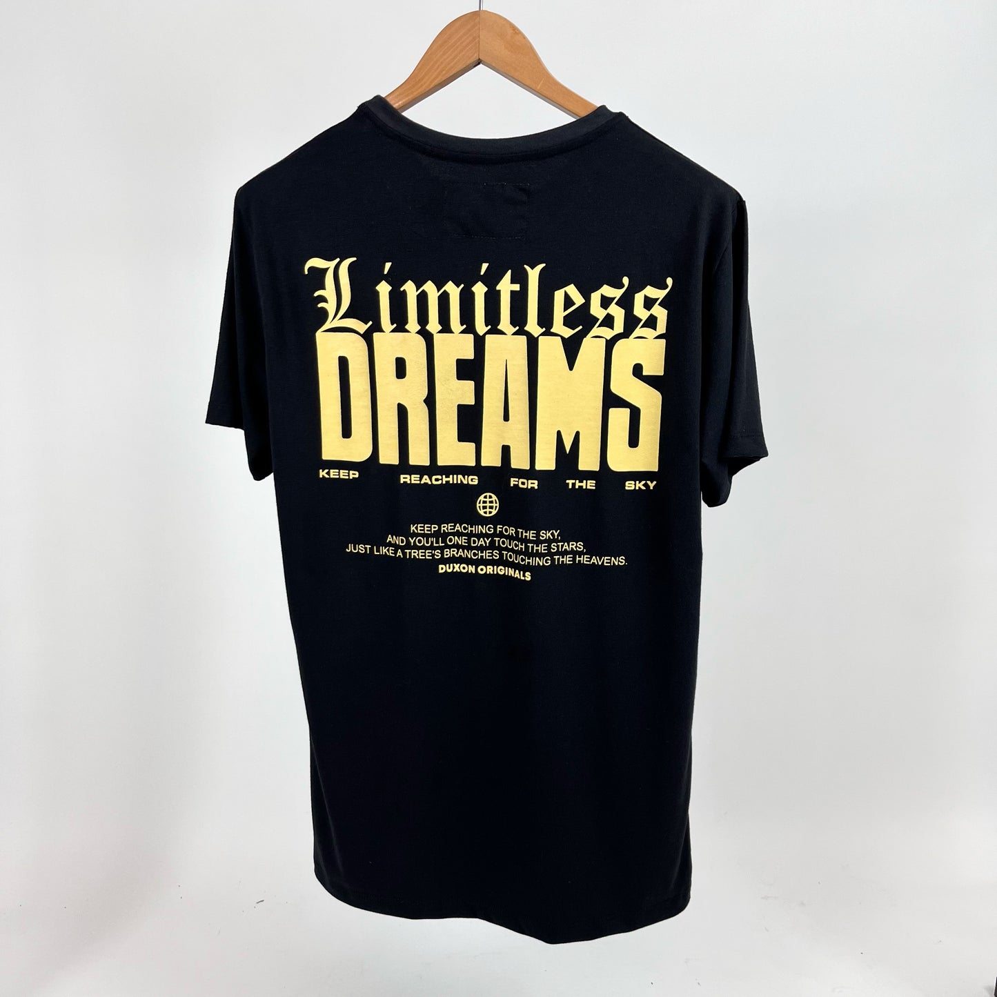 REMERA oversize DOBLE ESTAMPA “Limitless Dreams”