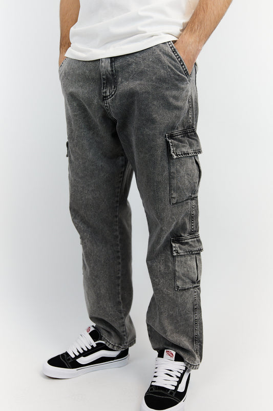 JEAN CARGO RECTO DOBLE BOLSILLO COLOR GRIS NEVADO.