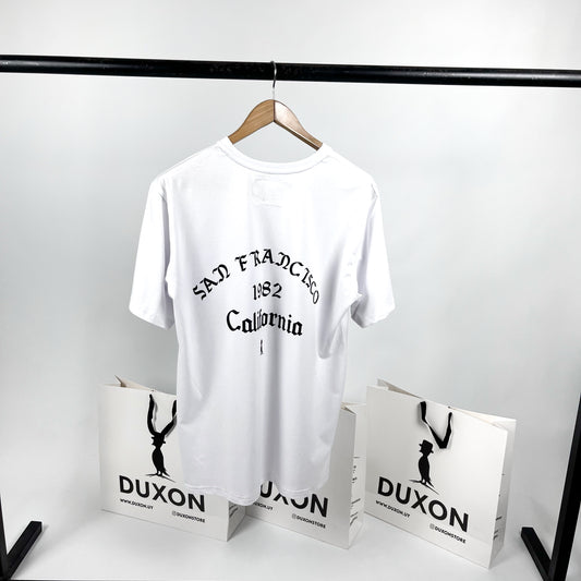 Remera doble estampa blanca “San Francisco 1982”