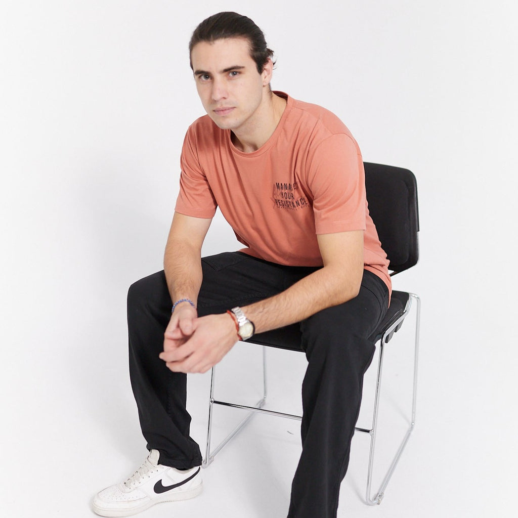 REMERA DOBLE ESTAMPA “Manage your resistance”