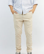 PANTALON DE VESTIR COLOR ARENA