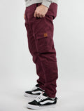 PANTALON CARGO EN GABARDINA BORDO