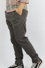PANTALON DE VESTIR, COLOR VERDE