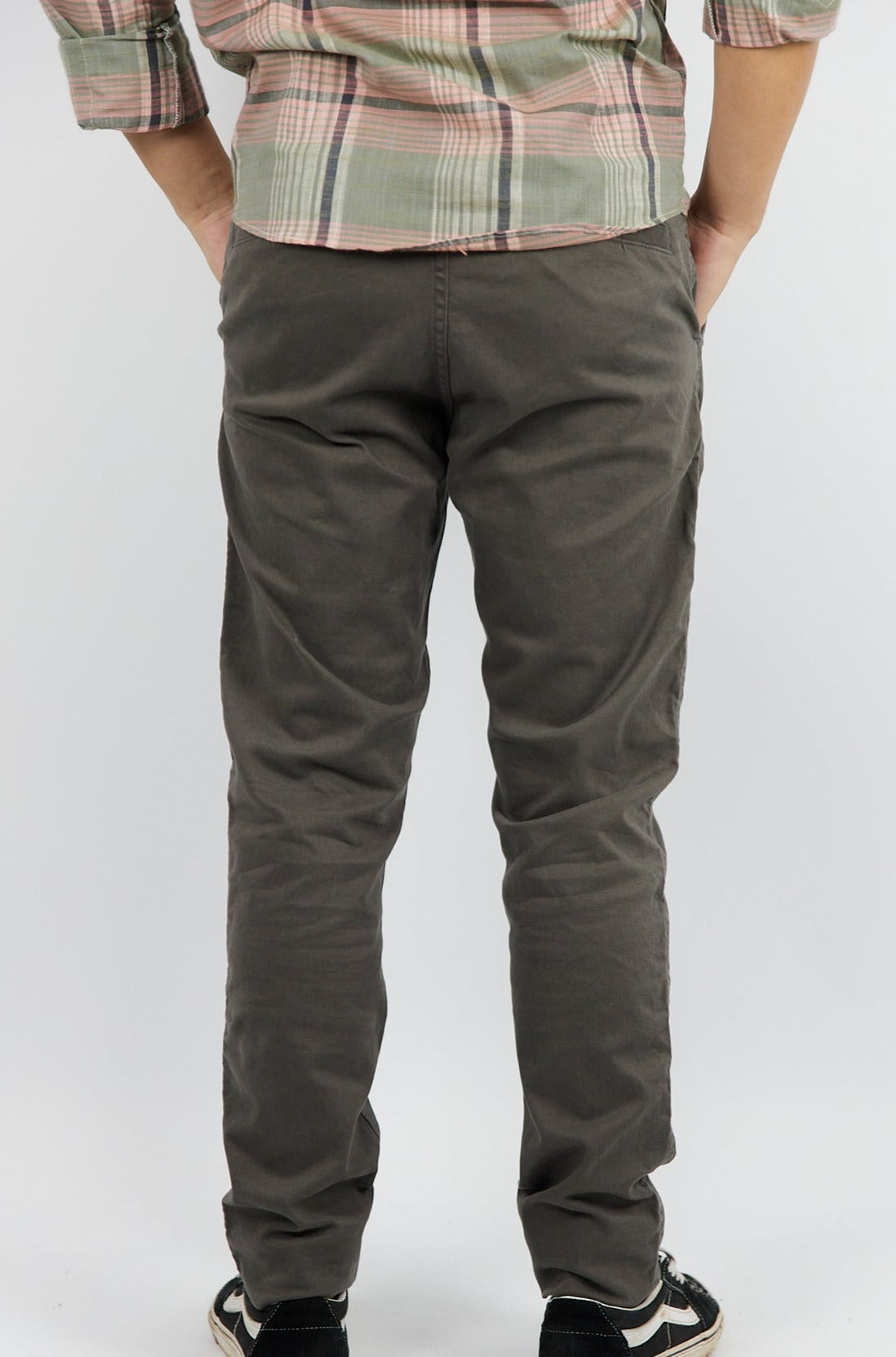 PANTALON DE VESTIR, COLOR VERDE