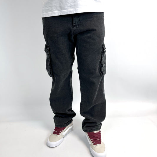 JEAN CARGO NEGRO BOLSILLO XL