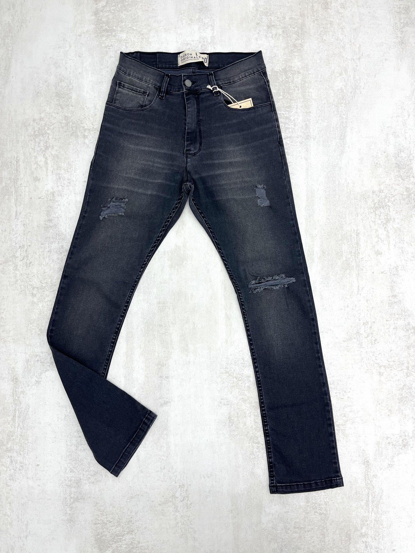 JEAN SKINNY NEGRO CON ROTURAS