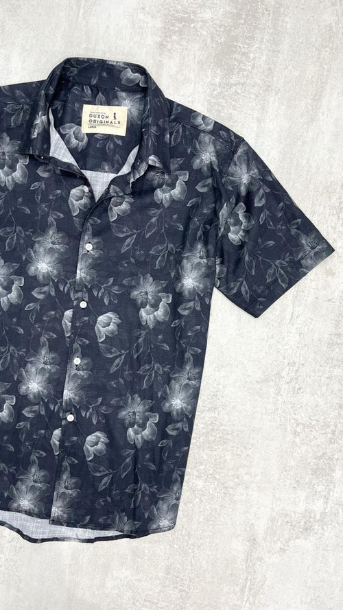 25% OFF ⚠️ CAMISA MANGA CORTA AZUL MARINO ESTAMPA FLORES ÚLTIMA TALLE L