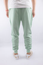 PANTALON JOGGER CON PUÑO VERDE CLARO