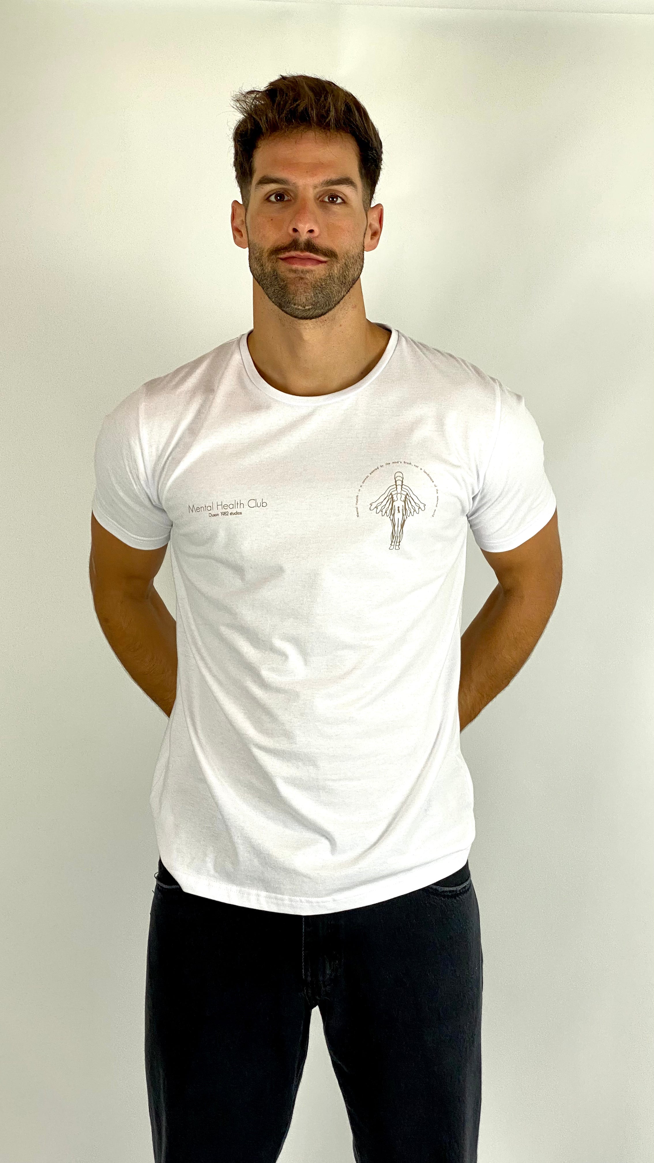 Remera color blanca doble estampa