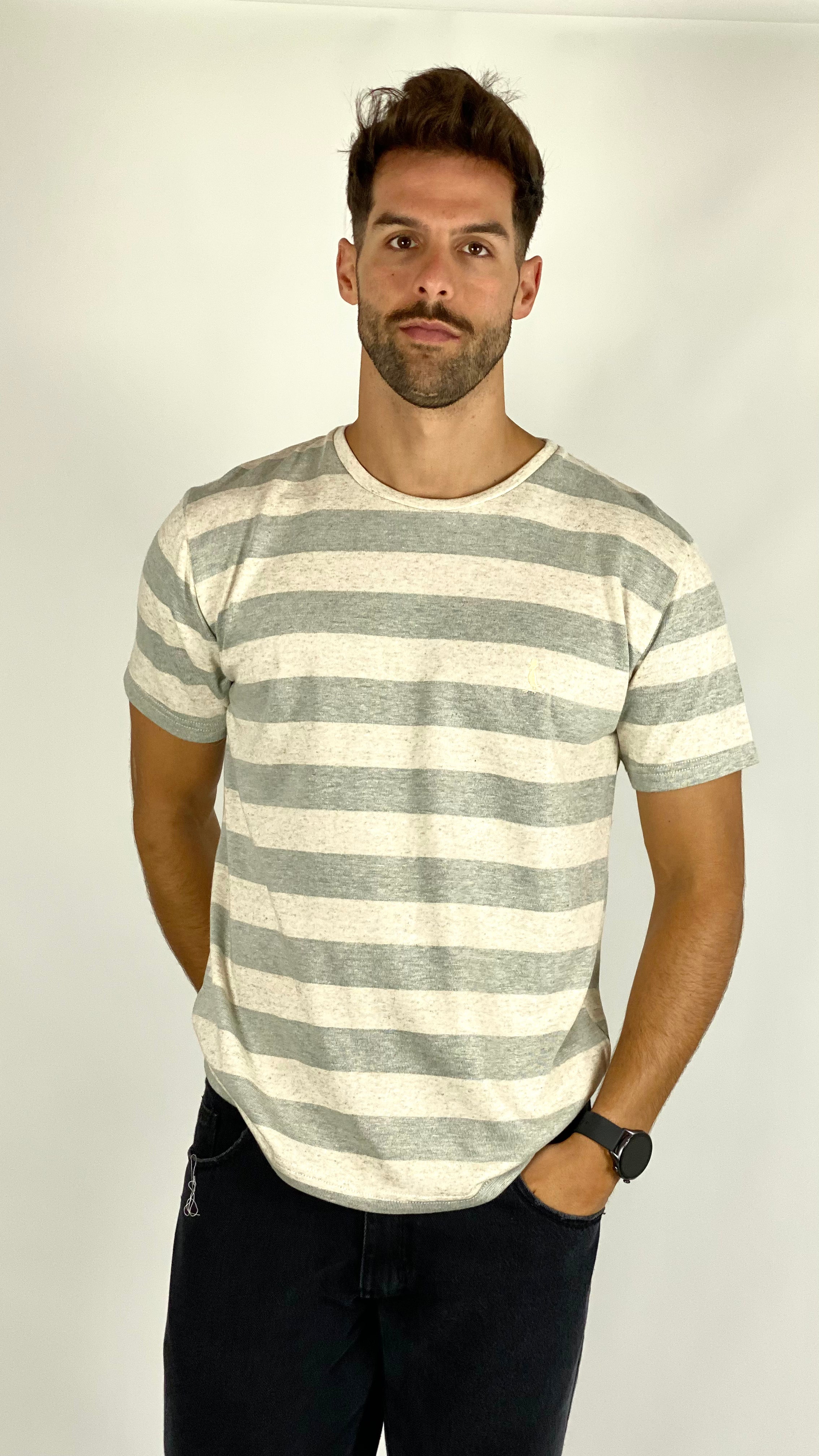REMERA A RAYA