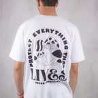 REMERA OVERSIZE "LIVES" DOBLE ESTAMPA, COLOR BLANCO