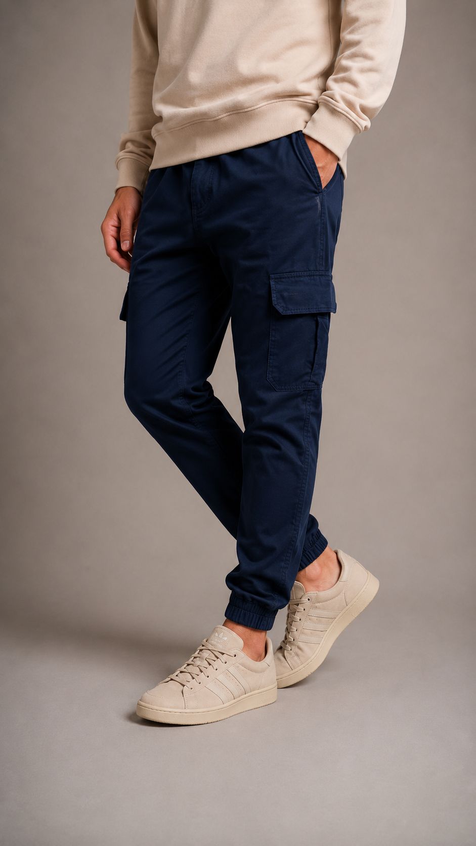 PANTALÓN CARGO CON PUÑO