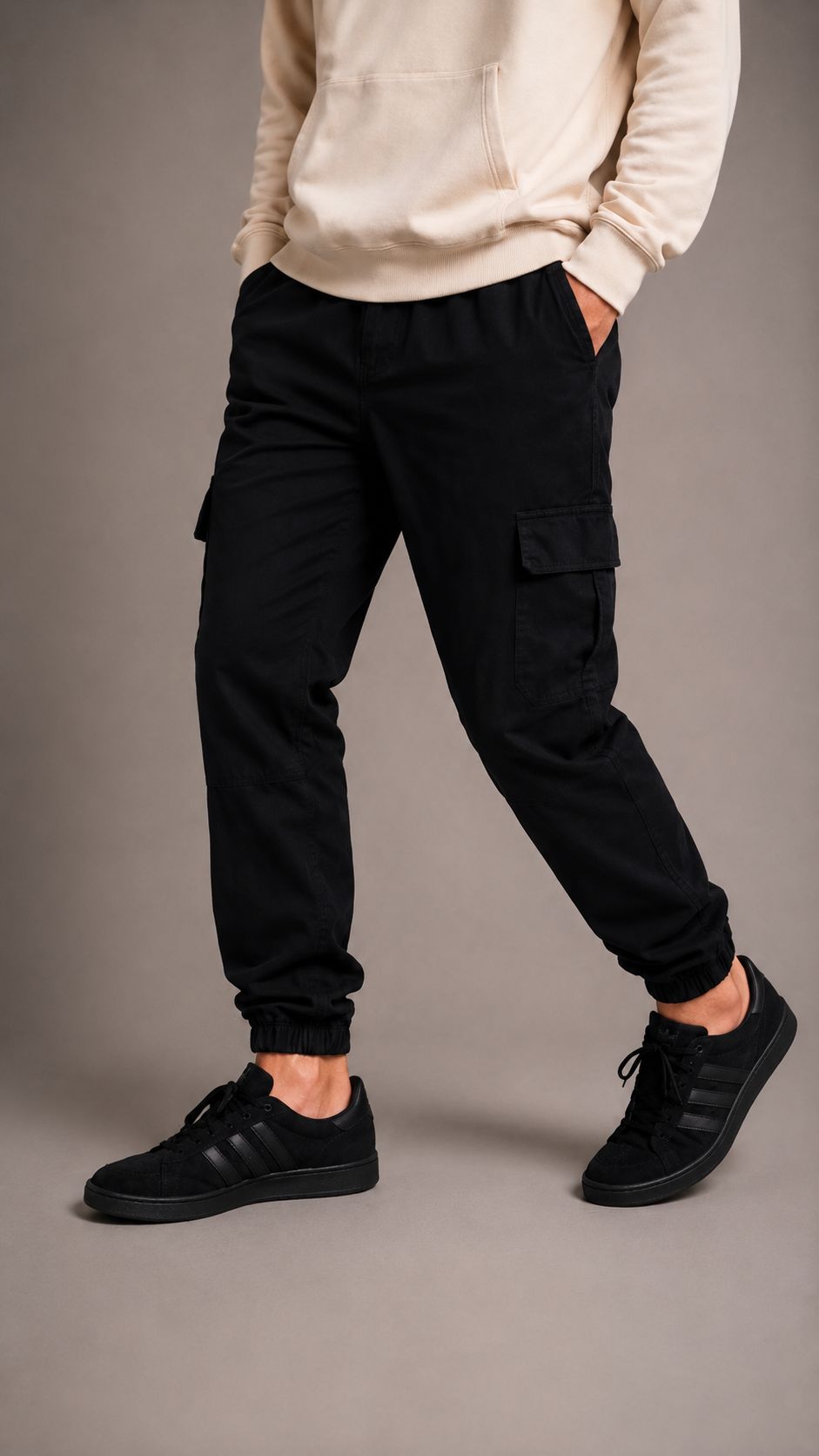 PANTALÓN CARGO CON PUÑO