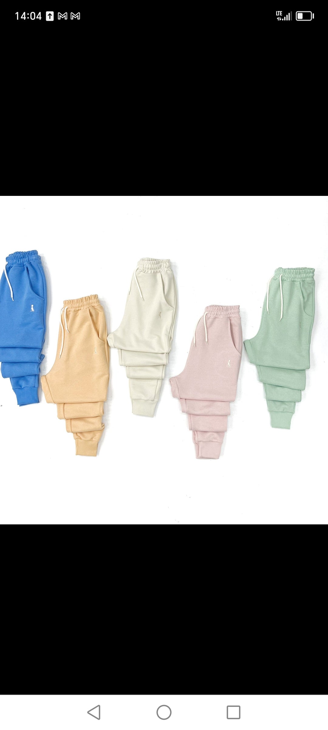 PANTALON JOGGER CON PUÑO VERDE CLARO