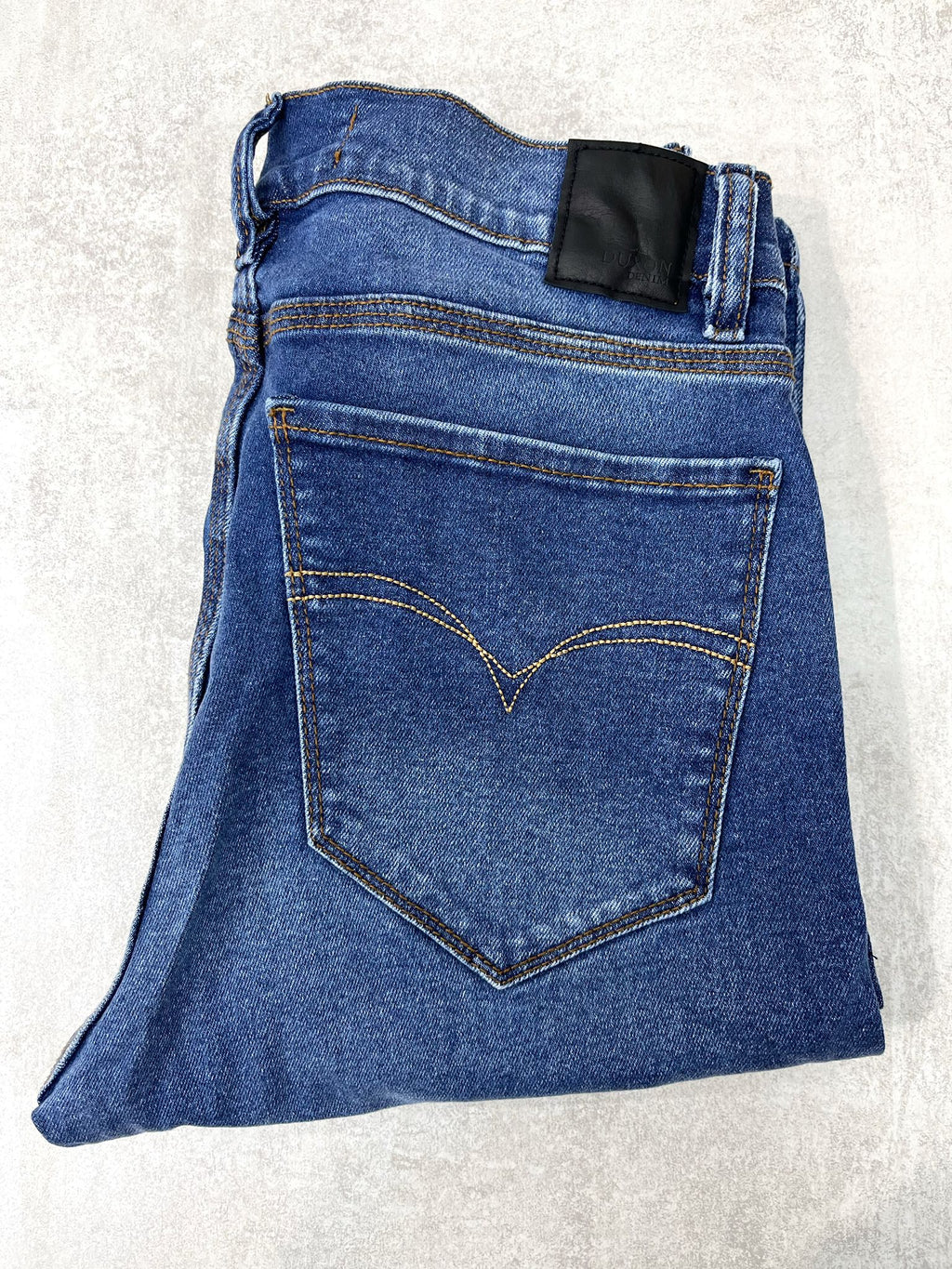 JEAN SKINNY AZUL LOCALIZADO
