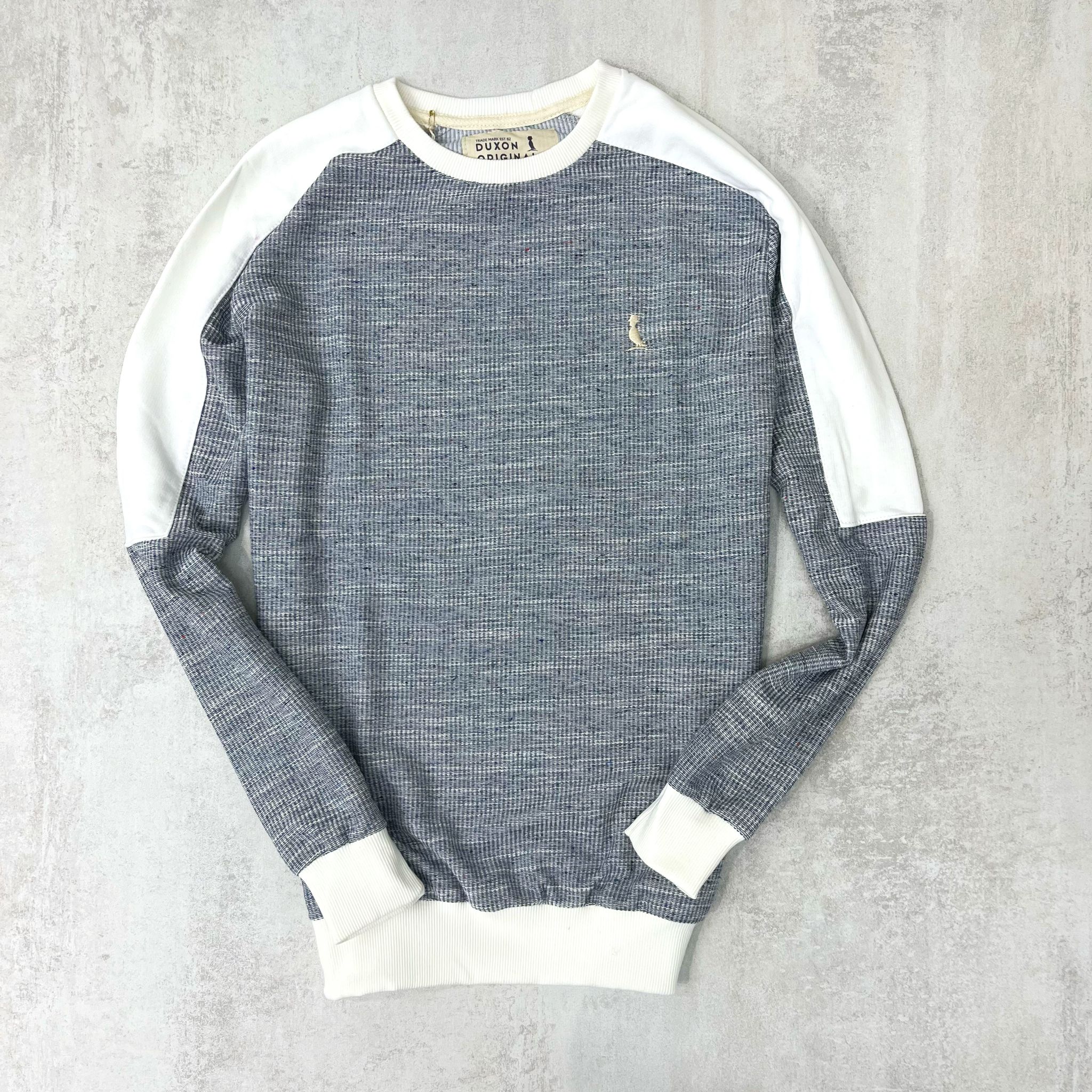 OUTLET⚠️BUZO RUSTICO GRIS CON BLANCO